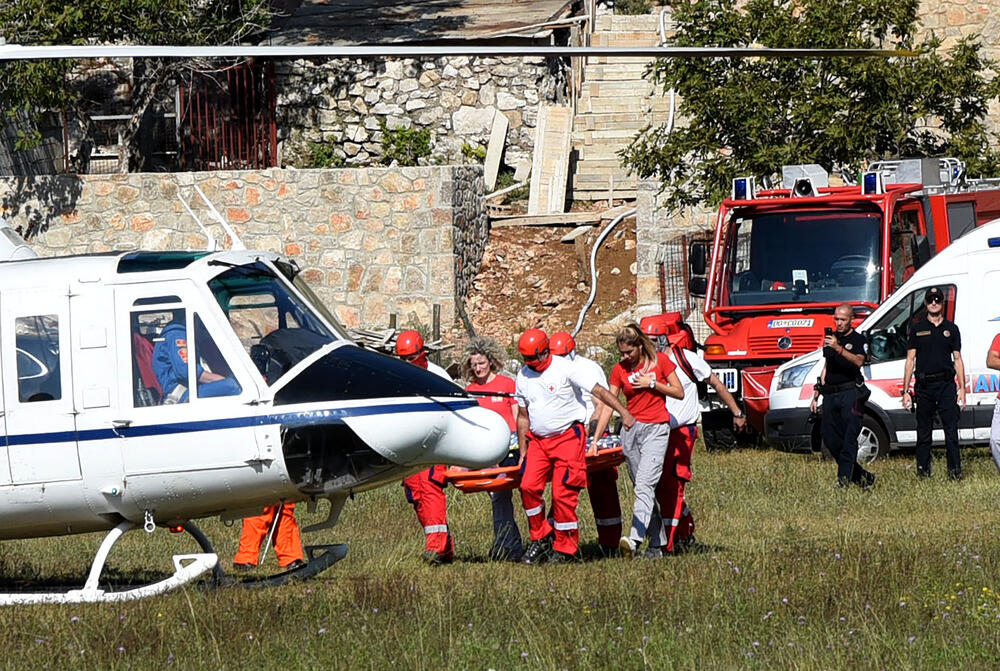 Tema terenske vježbe NICS MONTENEGRO 2019, koja se od 1. do 4. oktobra sprovodi u Podgorici i Danilovgradu, je gašenje požara na otvorenom prostoru i testiranje najsavremenijih informacionih tehnologija za koordiniranje i rukovođenje u zaštiti i spašavanju. Pored predstavnika NATO-a, u vježbi učestvuju timovi iz Sjeverne Makedonije, Hrvatske, Bosne i Hercegovine i Crne Gore, kao domaćina vježbe.