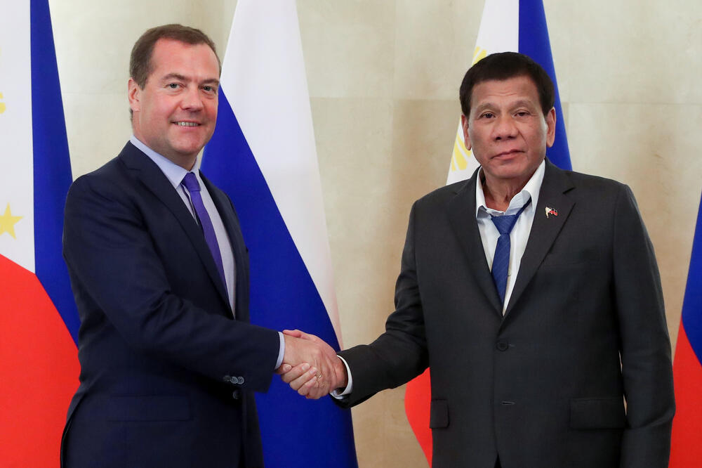 Rusi šaljivo komentarisali Duterteov izgled (desno), Foto: SPUTNIK