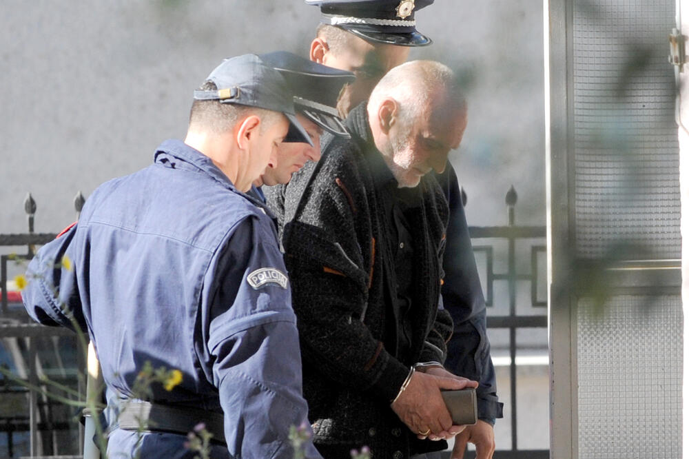 Privođenje Šaranovića kod istražnog sudije 2014. godine, Foto: Savo Prelević