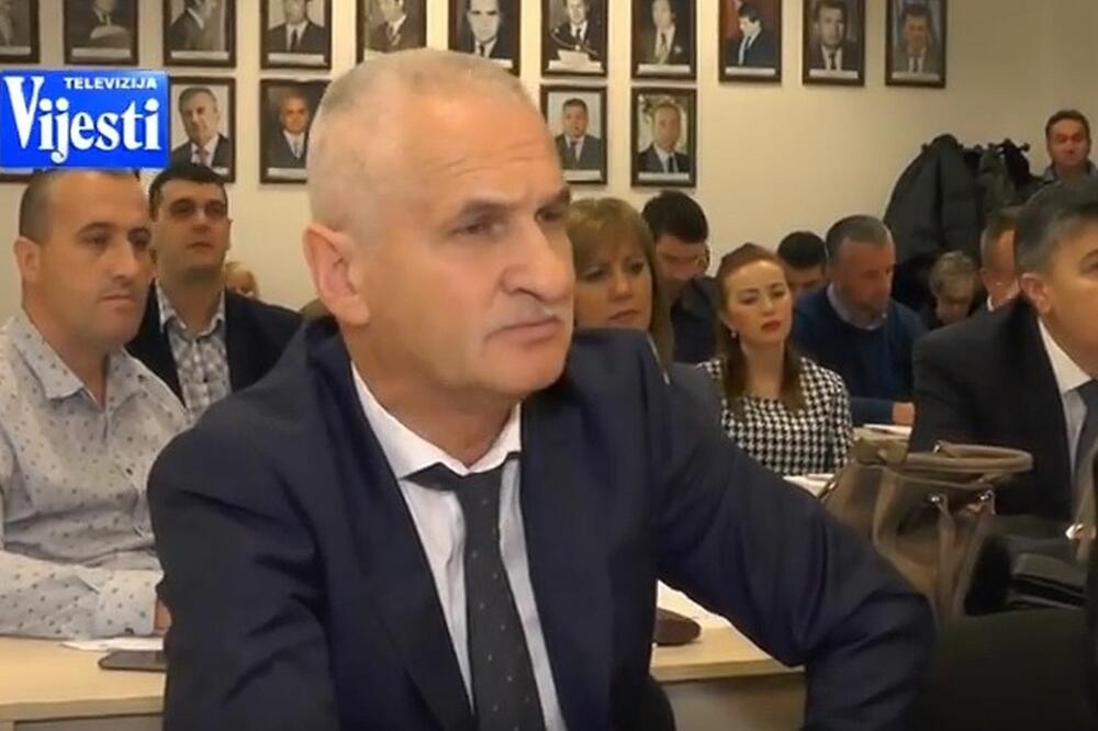 Nova limuzina za predsjednika Opštine: Mišnić, Foto: Tv Vijesti