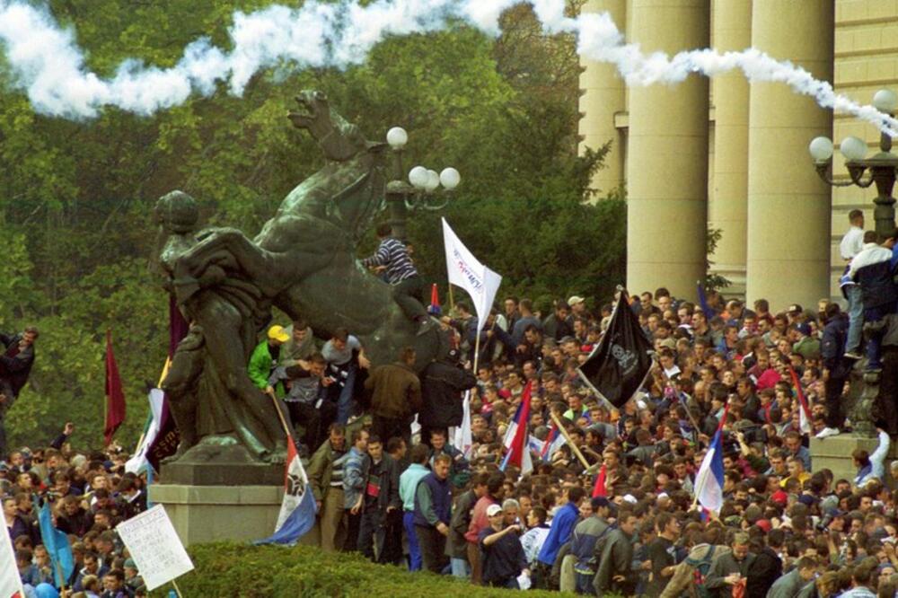 Scena od petog oktobra 2000. godine, Foto: Getty Images/Petar Vujanić