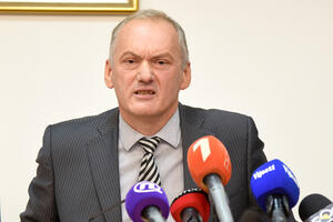 Savić: Nikada mi niko nije dao pare