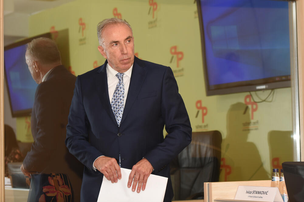 Kolege uz Stankovića, Foto: Savo Prelević