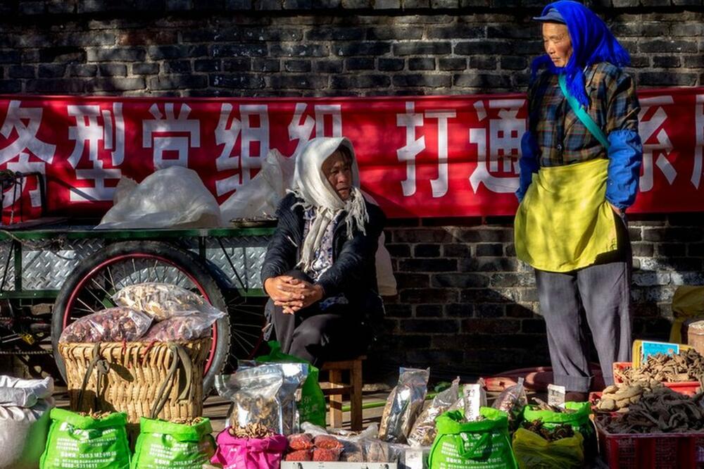 Lokalna prodavačica na pijaci u provinciji Junan, Foto: Getty Images
