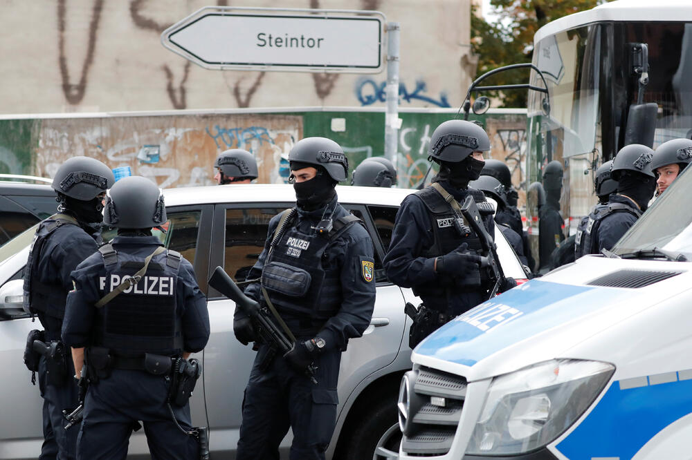 Nakon napada u Haleu, Foto: FABRIZIO BENSCH/Reutes