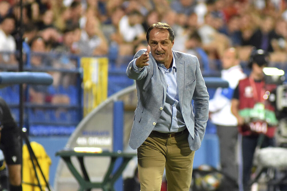 Faruk Hadžibegić, selektor Crne Gore, Foto: Beta/AP