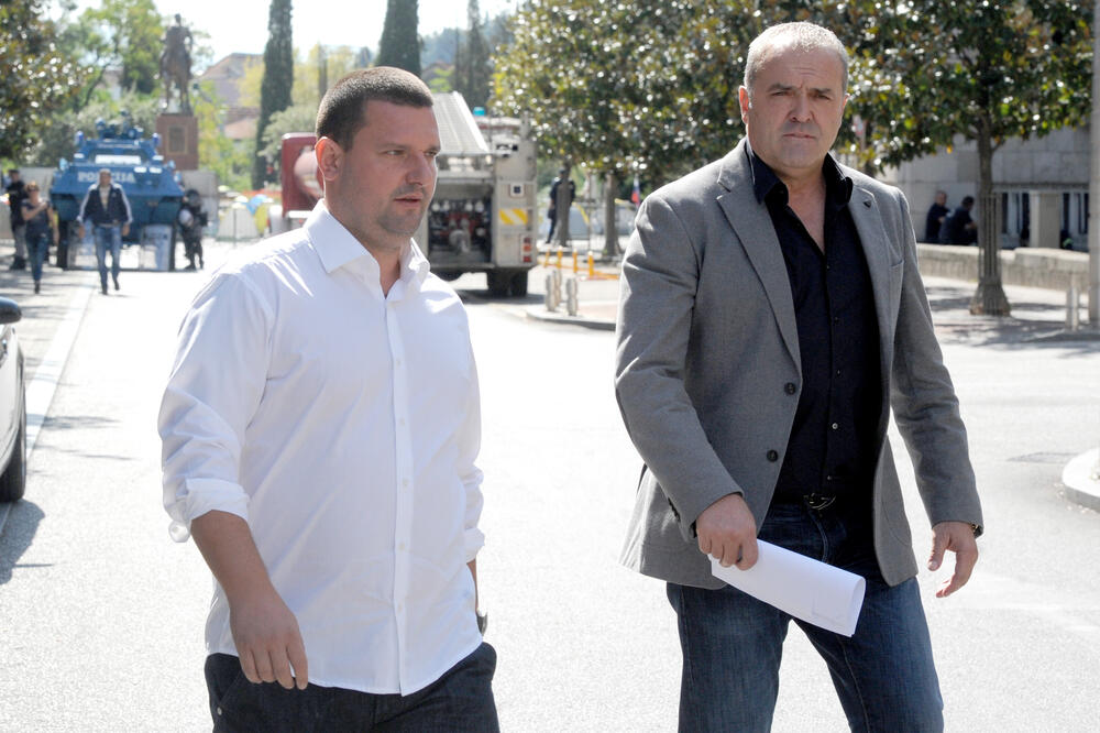 Duško Šarić i Jovica Lončar pred Apelacionim sudom u Podgorici, Foto: Savo Prelević