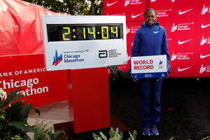 Ništa nije nemoguće: Brigid Kosgei poslušala Kipčogea i srušila 16...