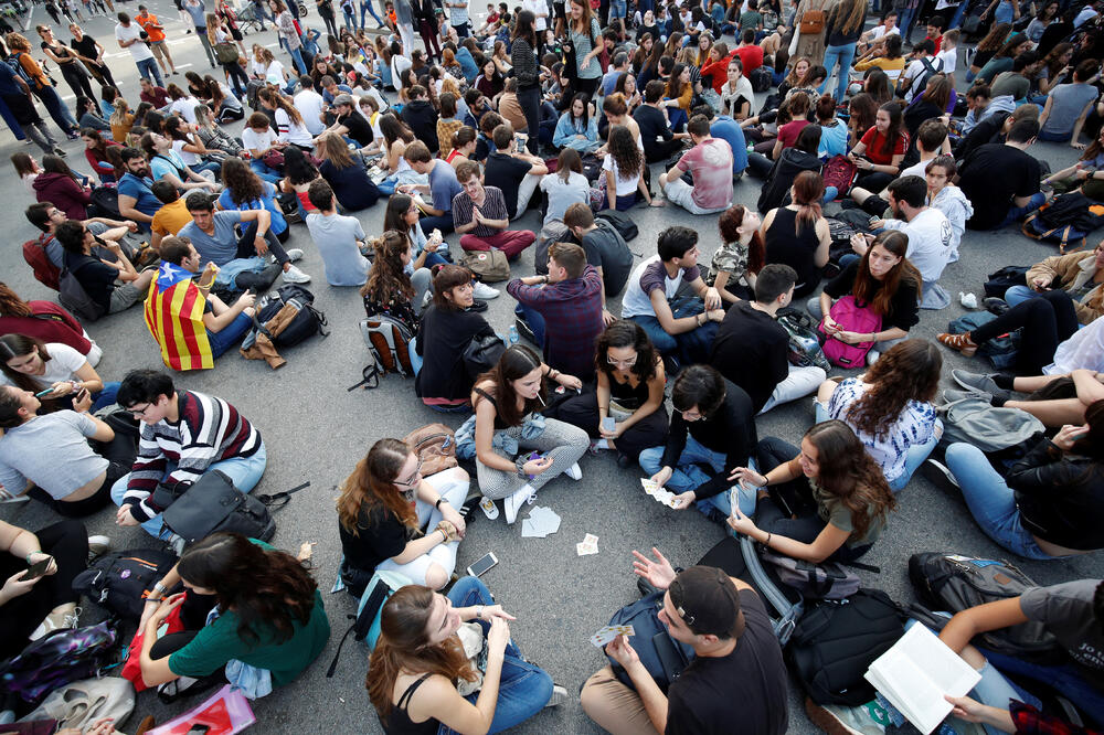 Studenti u Barseloni nakon izricanja presude, Foto: Reuters