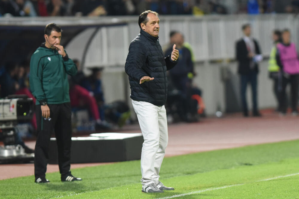 Faruk Hadžibegić, Foto: Savo Prelević