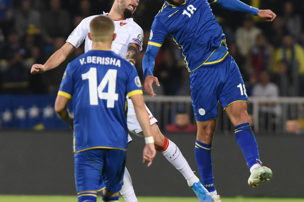 Murići u duelu sa Šćekićem, Foto: Savo Prelević