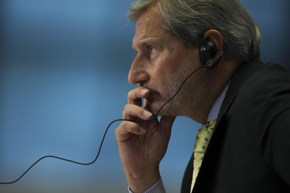 Komesar za proširenje, Johanes Han, Foto: AP