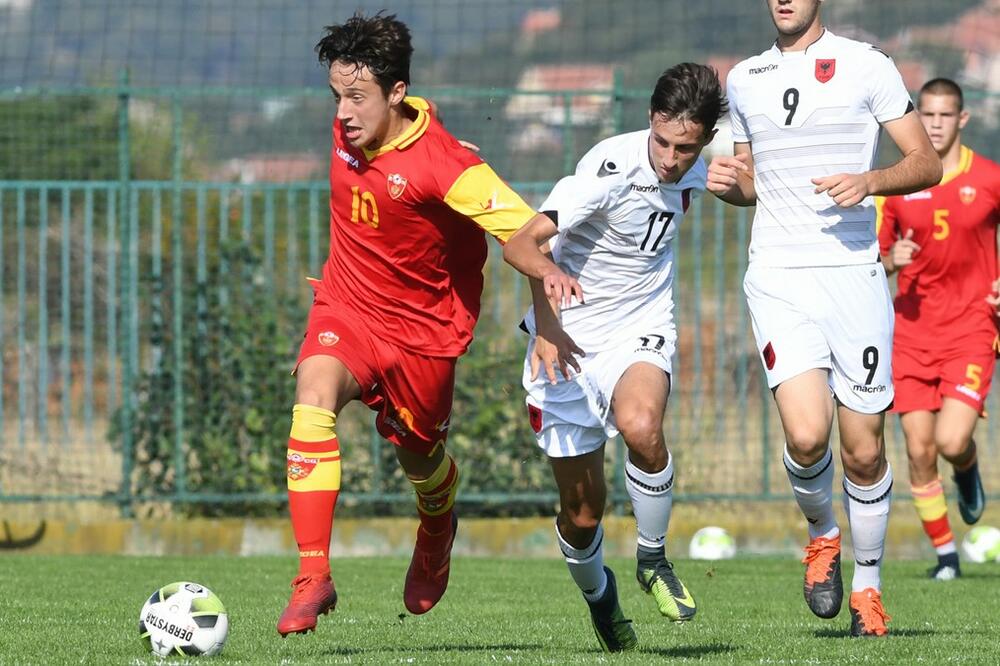 Detalj sa današnje utakmice na Trening kampu FSCG, Foto: FSCG