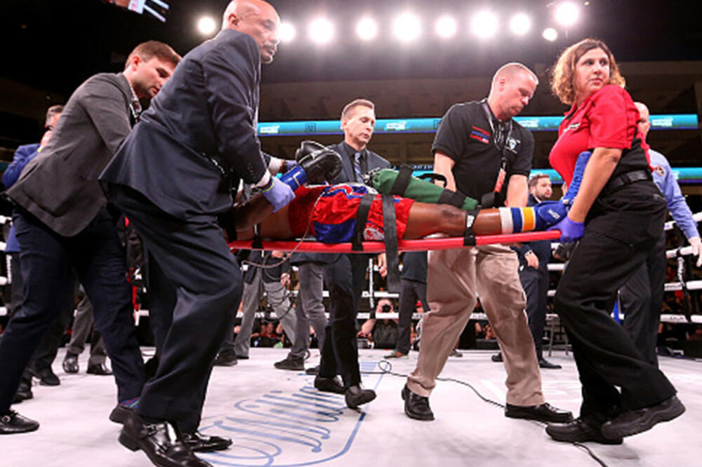 Deja iznose sa ringa