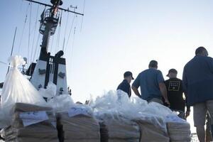 Američka obalska straža zaplijenila tri tone kokaina