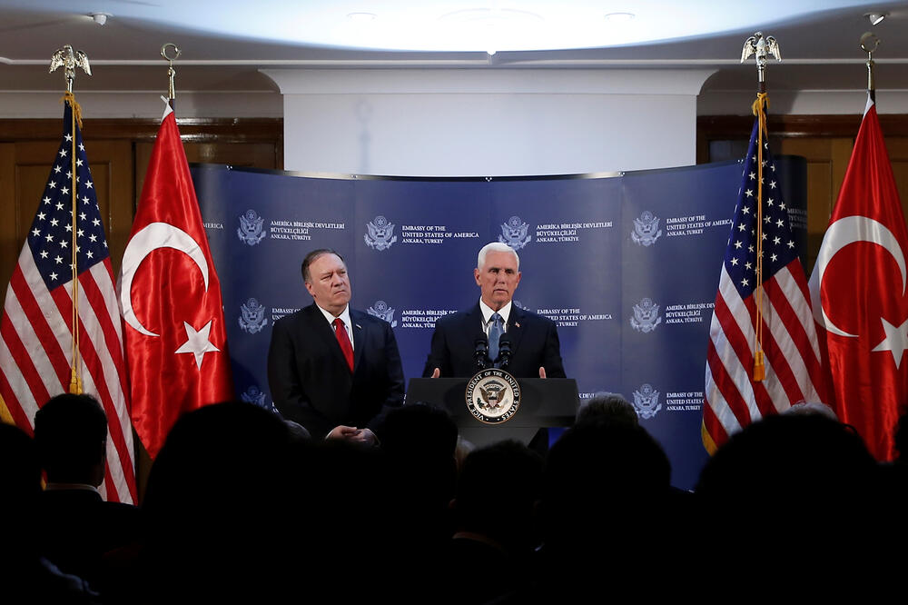 Pompeo i Pens, Foto: Reuters
