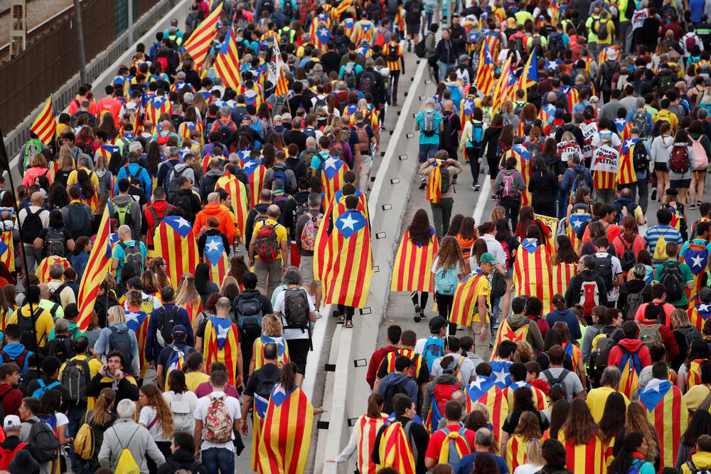 Katalonski demonstranti, Foto: Reuters