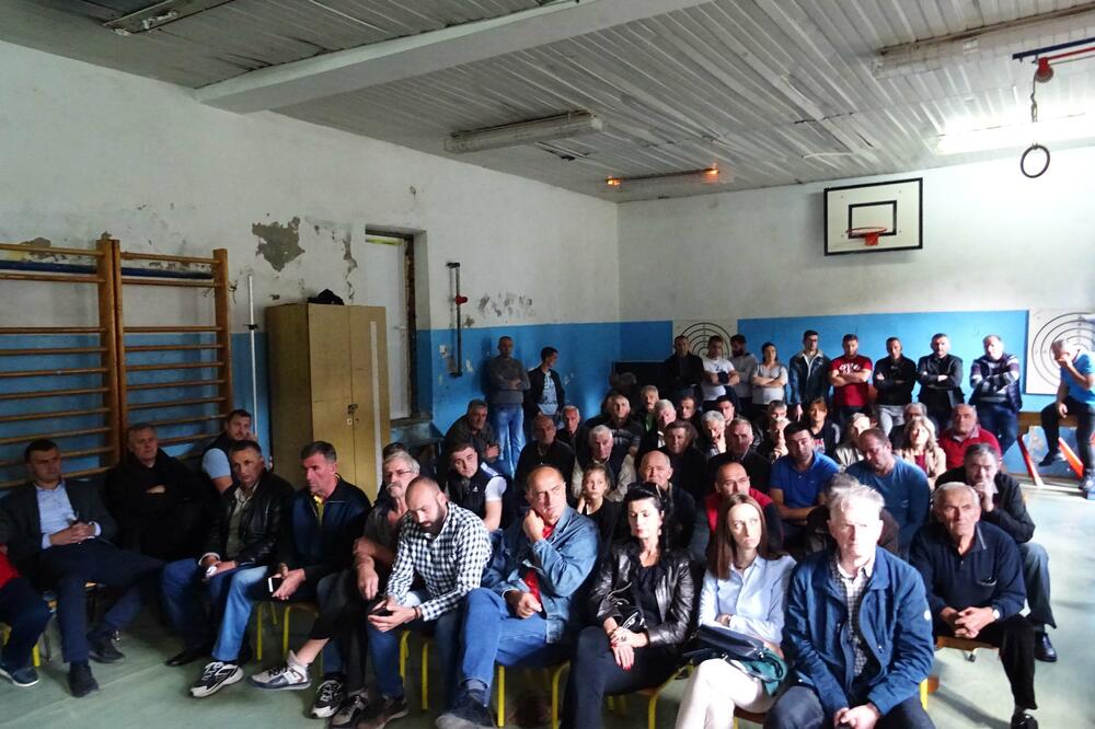 Sa javne rasprave u Ravnoj Rijeci, Foto: Jadranka Ćetković
