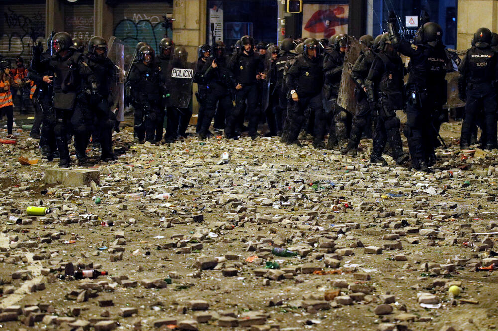 Policija na ulicama Barselone, Foto: Reuters