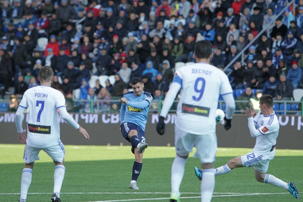 Rumun Anton postiže gol, Foto: Krila Sovjetov