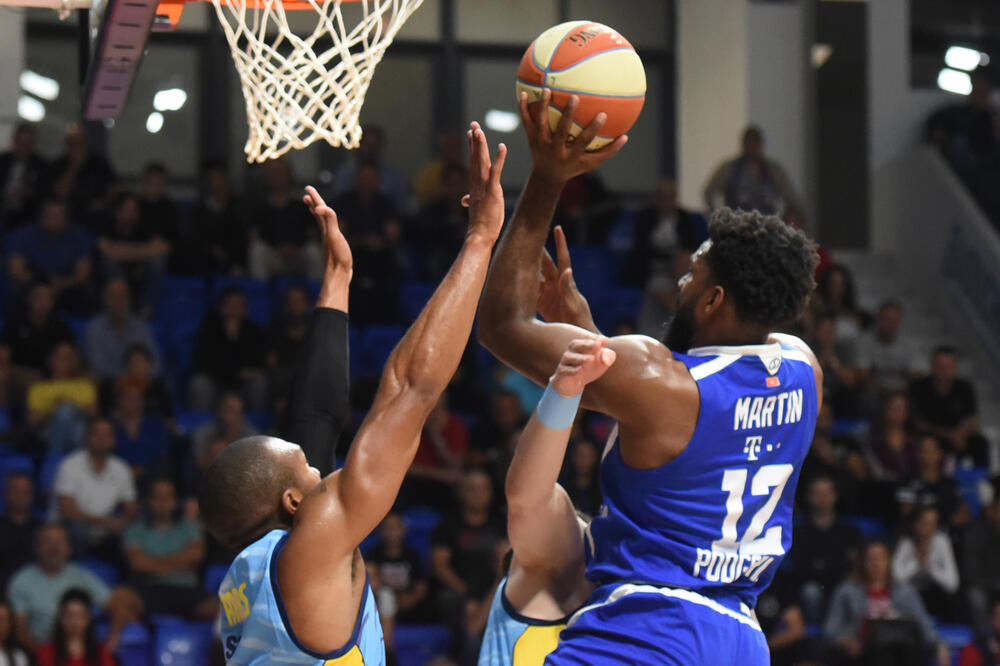 Sa meča Budućnost Voli - Primorska, Foto: Savo Prelević