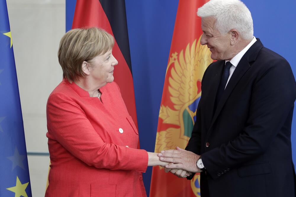 Angela Merkel i Duško Marković, Foto: Beta/AP
