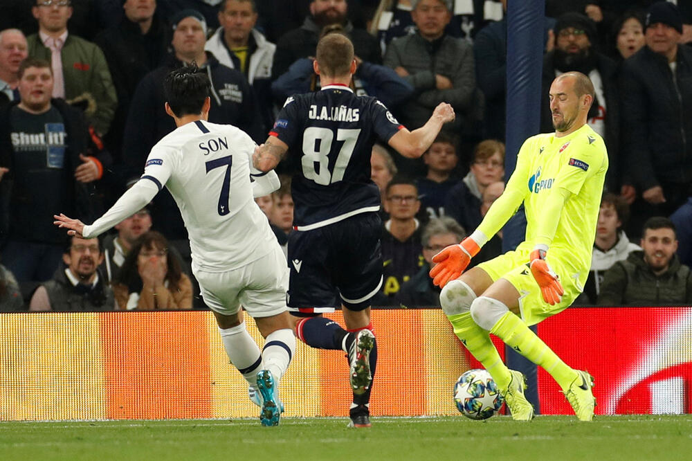 Son pogađa za 3:0 protiv Zvezde, Foto: Reuters