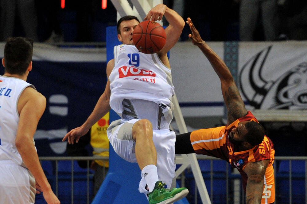 Zoran Nikolić na meču sa Galatasarajem u “Morači” prije dvije sezone, Foto: Savo Prelević