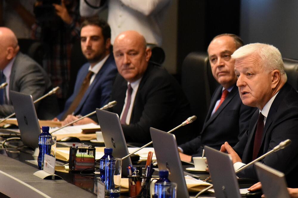 Sa jedne od sjednica Vlade, Foto: Boris Pejović