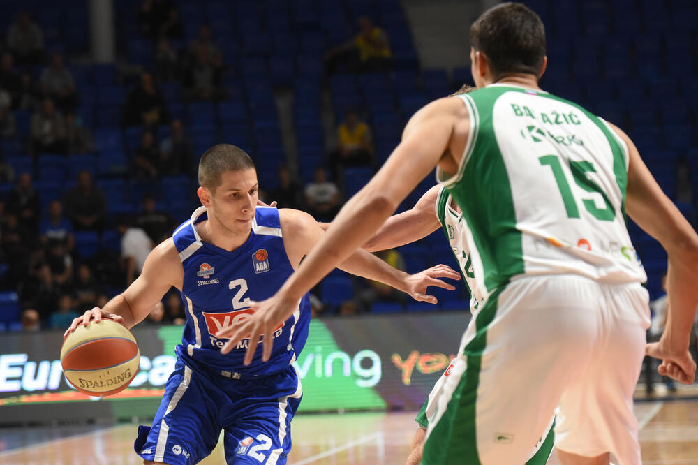 Nikola Ivanović na meču sa Krkom, Foto: Savo Prelević