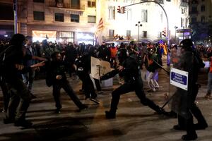 U sukobu demonstranata i policije u Barseloni 46 povrijeđenih