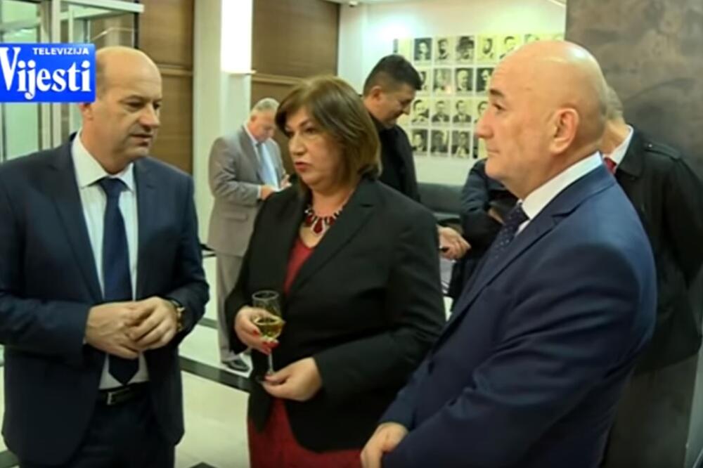 Potpredsjednik Vlade za regionalni razvoj Rafet Husović (BS), ministarka bez portfelja Marija Vučinović (HGI) i ministar saobraćaja i pomorstva Osman Nurković (BS), Foto: Screenshot/TV Vijesti