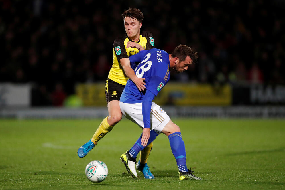 Oliver Šarkić u duelu sa Fuhsom iz Lestera, Foto: Reuters
