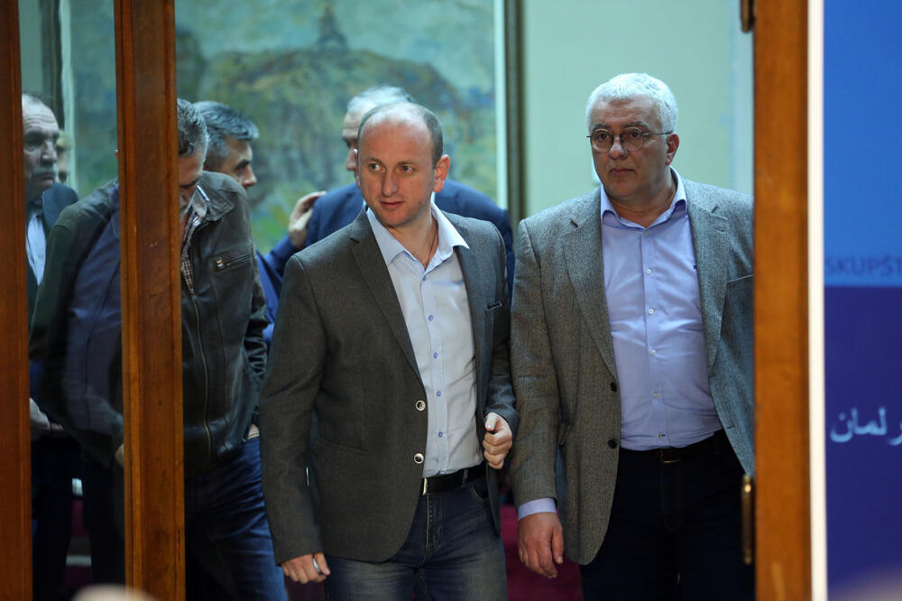 Knežević i Mandić sa kolegama, Foto: Filip Roganović