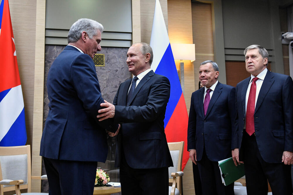 Ruski predsjednik Vladimir Putin sastao se sa svojim kubanskim kolegom Migelom Dijazom Kanelom u Moskvi, Foto: Reuters