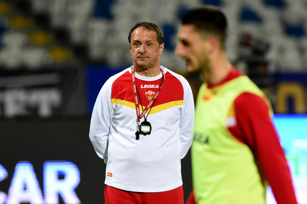 Faruk Hadžibegić, Foto: Savo Prelević