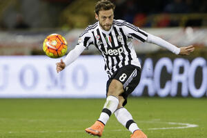 Oružana pljačka u kući bivšeg asa Juventusa: Markisio pod...