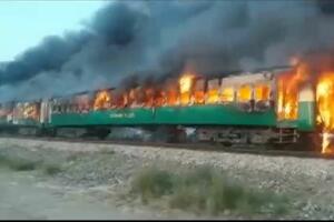 Eksplozija plinske boce u vozu u Pakistanu, najmanje 62 mrtvih