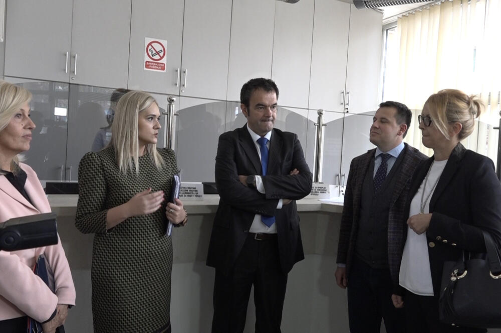 Ministarka u posjeti Građanskom birou