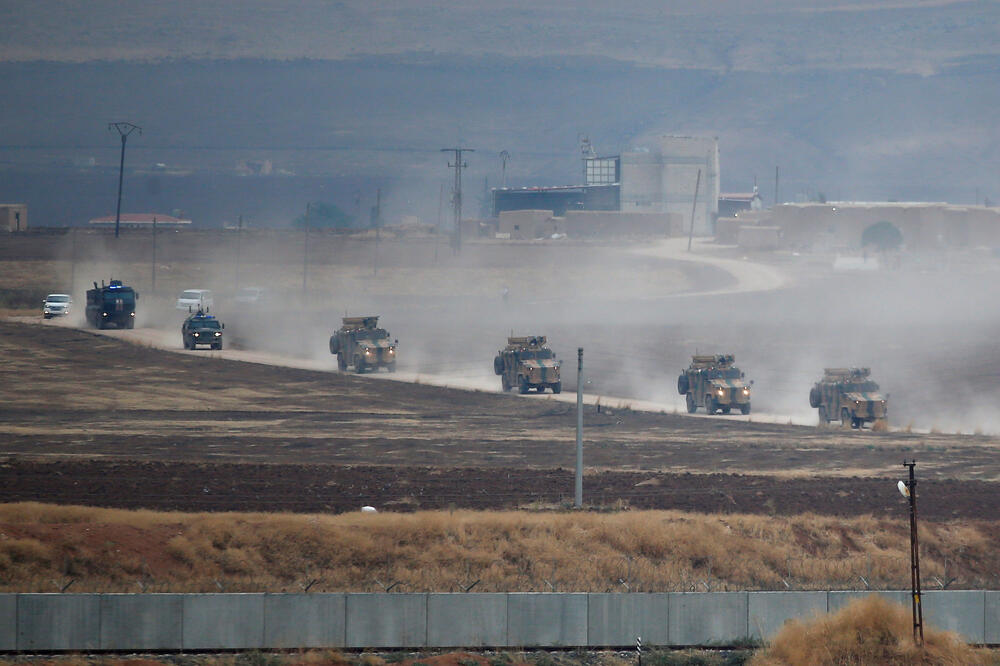 Turska i ruska vojna vozila na sjeveroistoku Sirije, Foto: Reuters