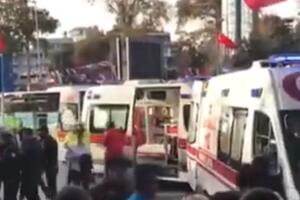 Vozač uletio autobusom među ljude na stanici u Istanbulu, pa ih...