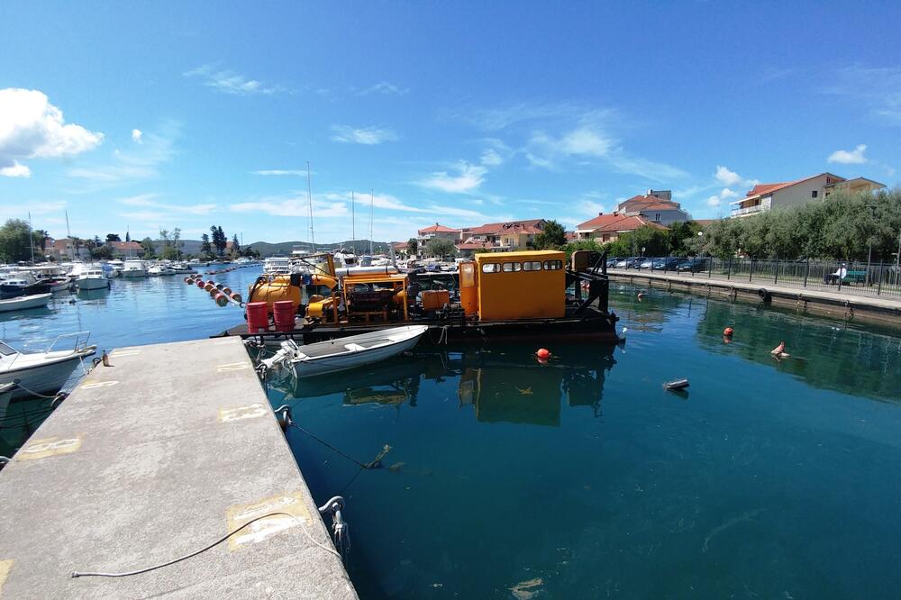 Bager u Kalimanju, Foto: Siniša Luković