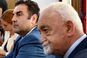 Vlada spremna da ne dijeli drugima stanove i kredite