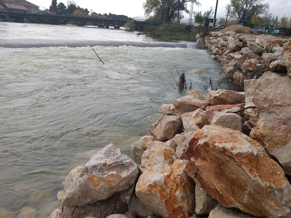 Rijeka Zeta, Nikšić