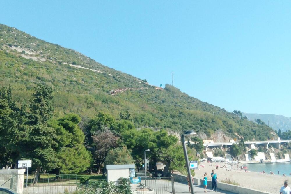 Rašid uveo bagere: Zemlja na Košljunu, Foto: Vuk Lajović