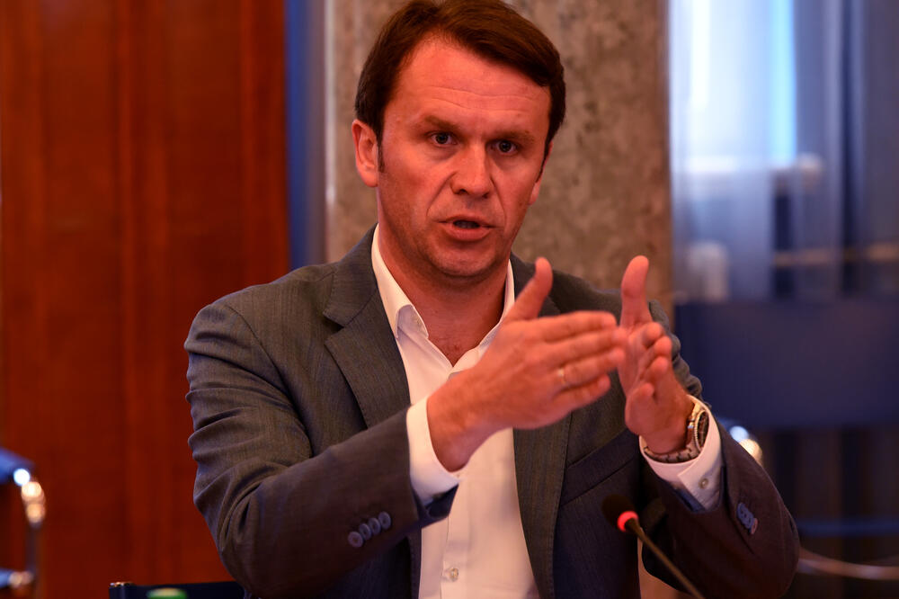 Predlažu smanjenje dažbina u dvije faze: Konjević, Foto: Savo Prelević