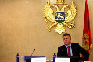 Gvozdenović: Za produženje roka za izborne reforme potrebno je...