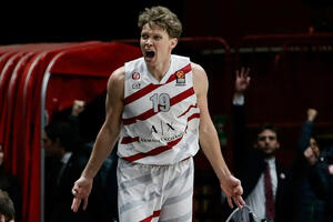 Kuzminskas odlazi iz Olimpijakosa: Lokomotiva čeka Litvanca