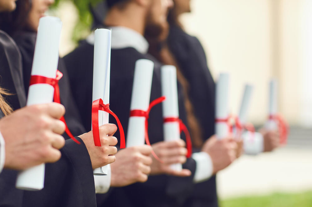 Zaštititi domaće diplome i tržište rada, Foto: Shutterstock