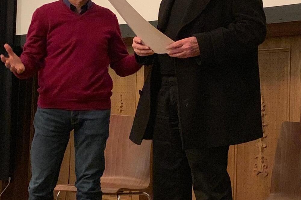 Perović je uručio priznanje Giliću, Foto: Filmski Centar Srbije